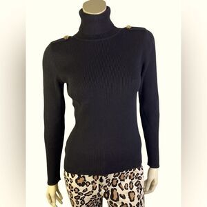 Staple Lauren Turtleneck w/ Decorative RL Buttons in Great Condition Size Small